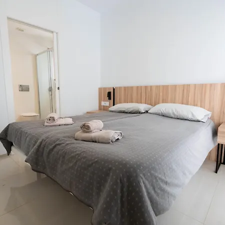 Helgafell Olivos Courtyard Apartment