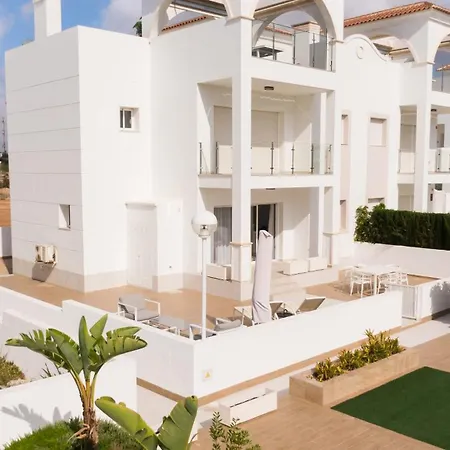 Helgafell Olivos Courtyard *
