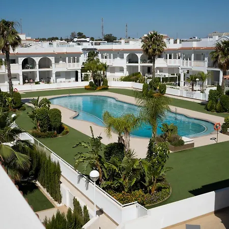 Helgafell Olivos Courtyard *